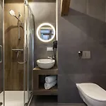 Cinema 3*