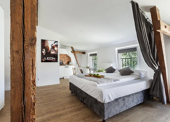 Apart-hotel Cinema 3*