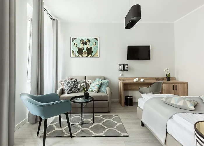 Apart-hotel Cinema 3*