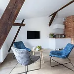 Cinema Apart Otel 3*