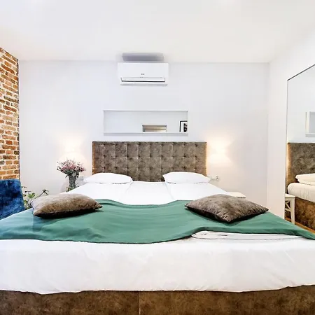 Aparthotel Cinema Poznan