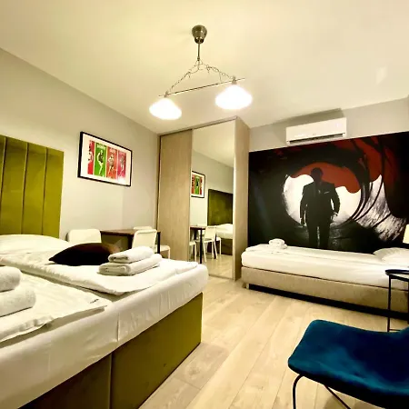 Hotel apartamentowy Cinema 3*