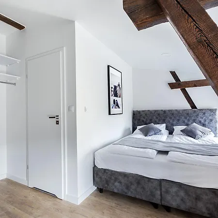 Hotel apartamentowy Cinema 3*