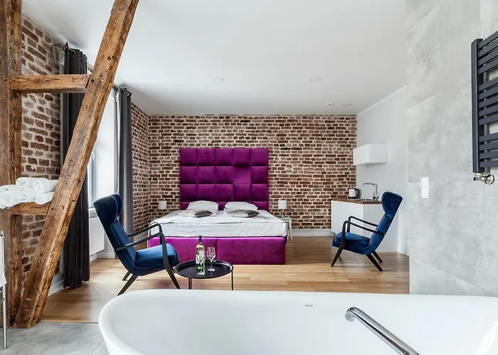 Cinema Apart Otel Poznan