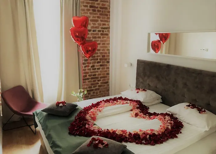 Cinema Apart Otel Poznan